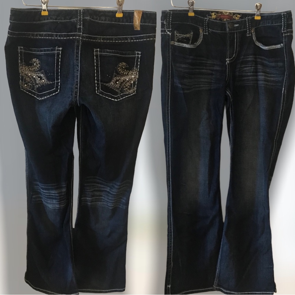 Maurices 11/12 Jeans